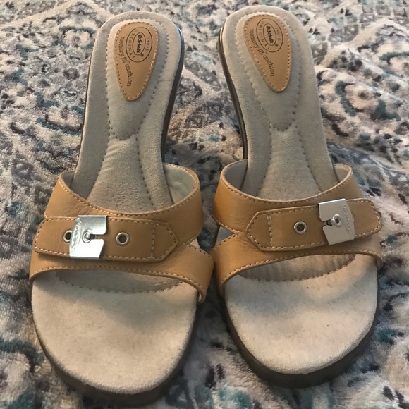 dr scholl's kourtney sandal